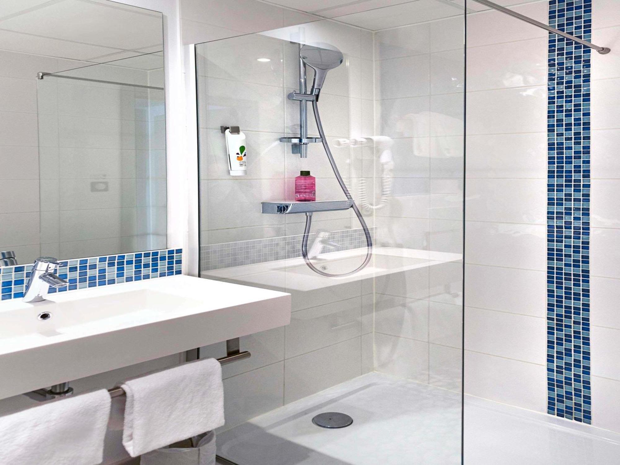 Hotel Ibis Styles Avenue Du Rhin 3*